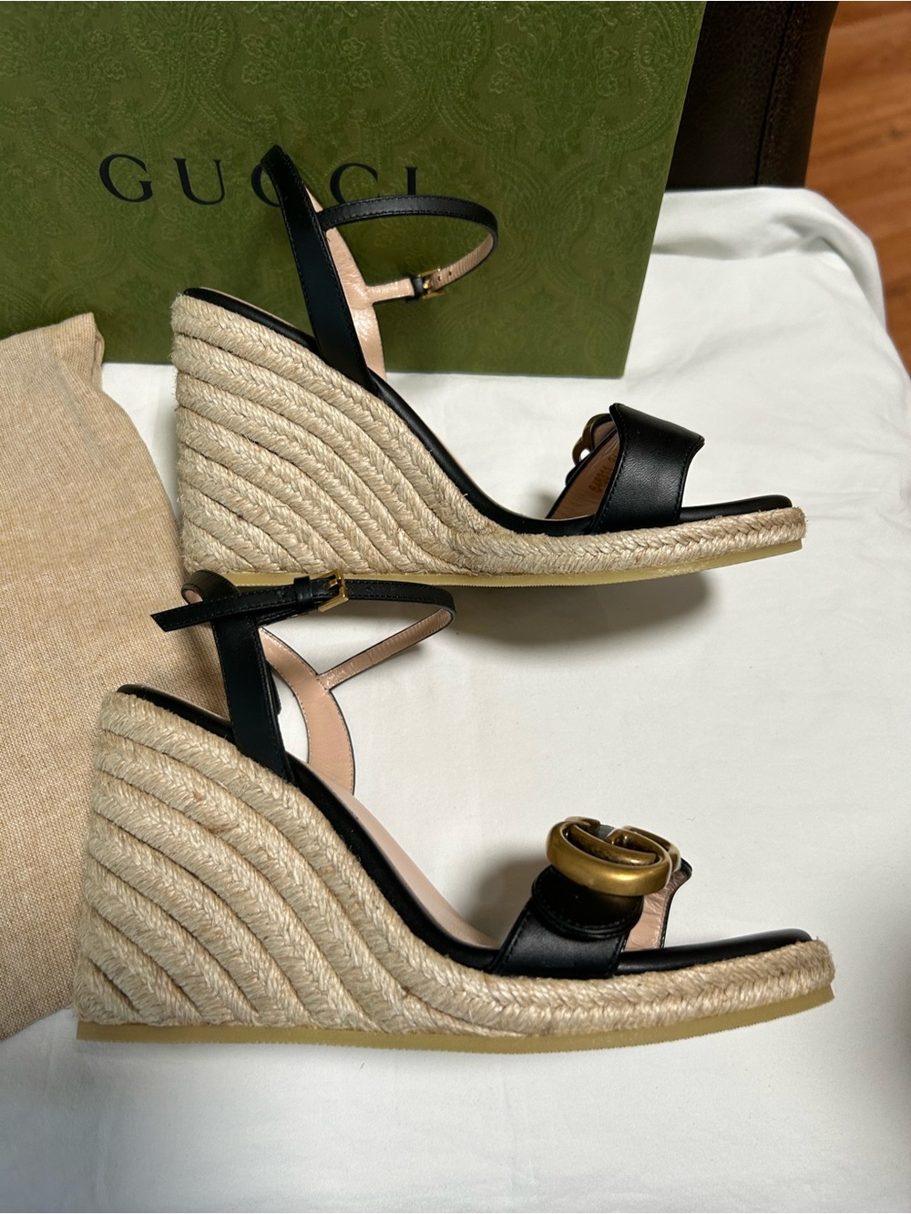 NWT Gucci Aitana Black Leather Espadrille Wedge Sandals w Gold GG Size 4.5/ 34.5 - Picture 5 of 12